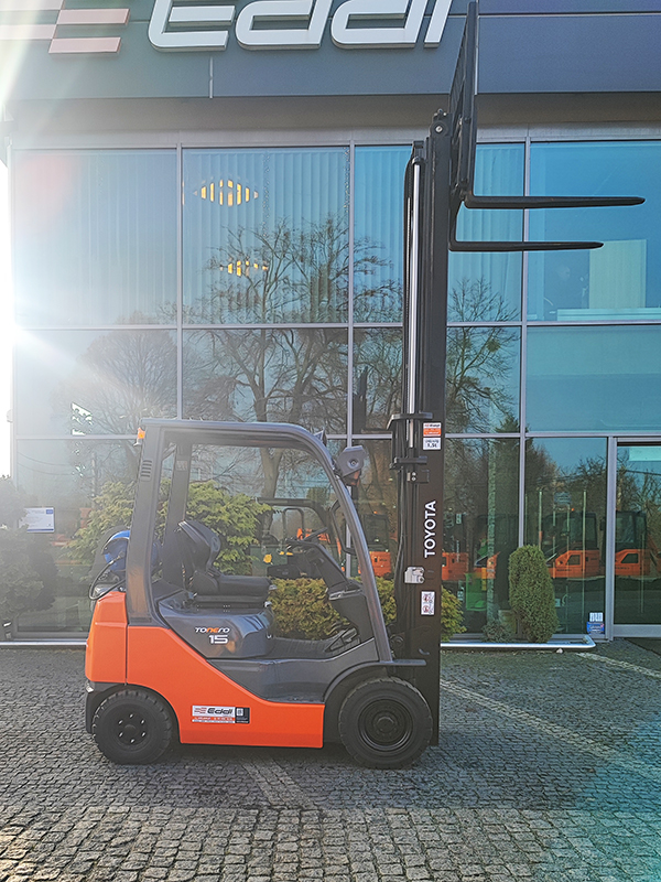 Wózek widłowy Toyota 02-8FGF15