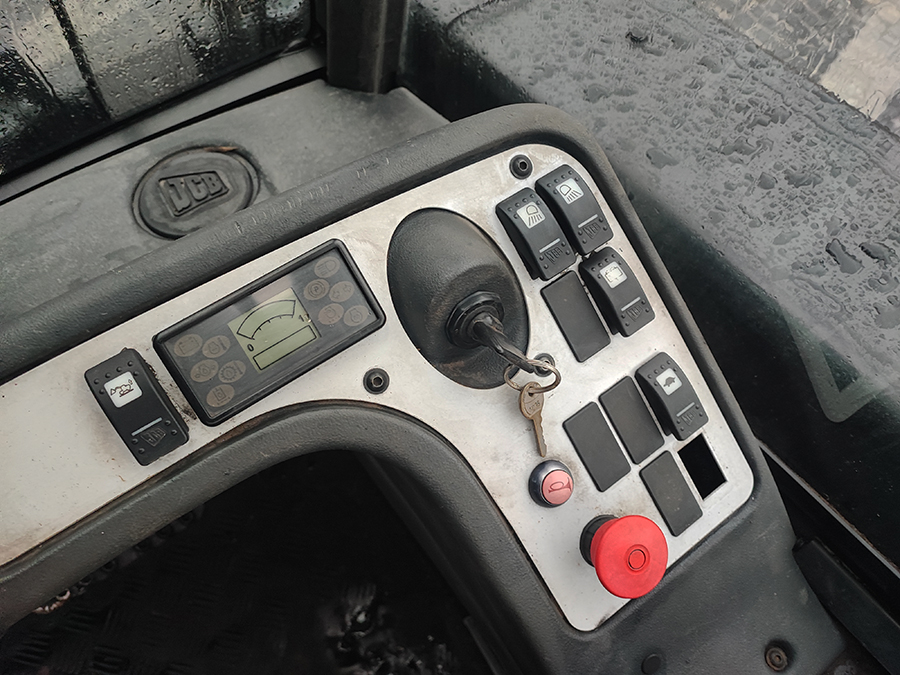 Wózek widłowy teleskopowy JCB TLT25D