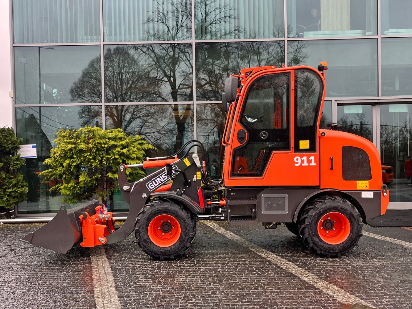 Ładowarka kołowa Günstig 911