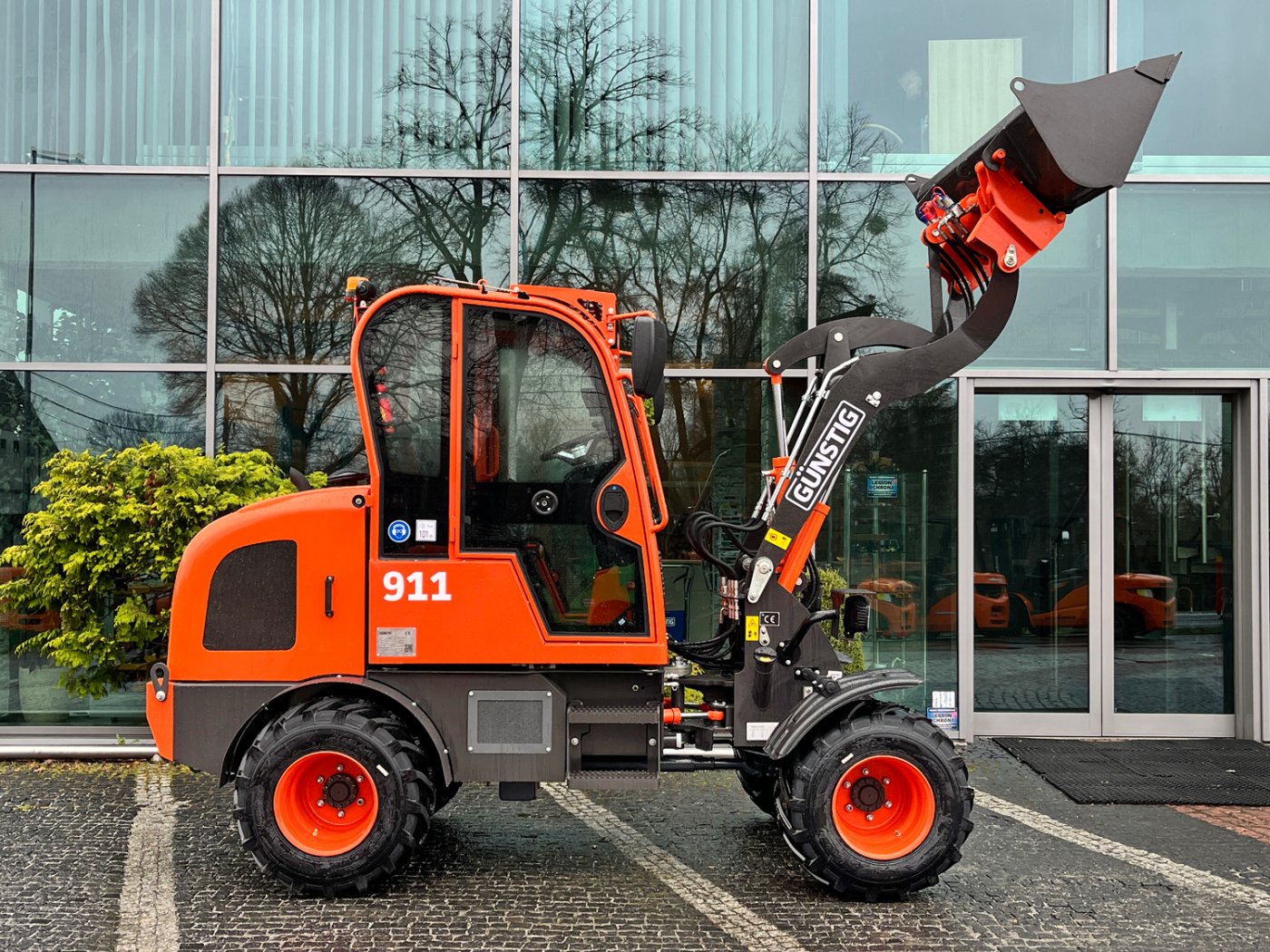 Ładowarka kołowa Günstig 911