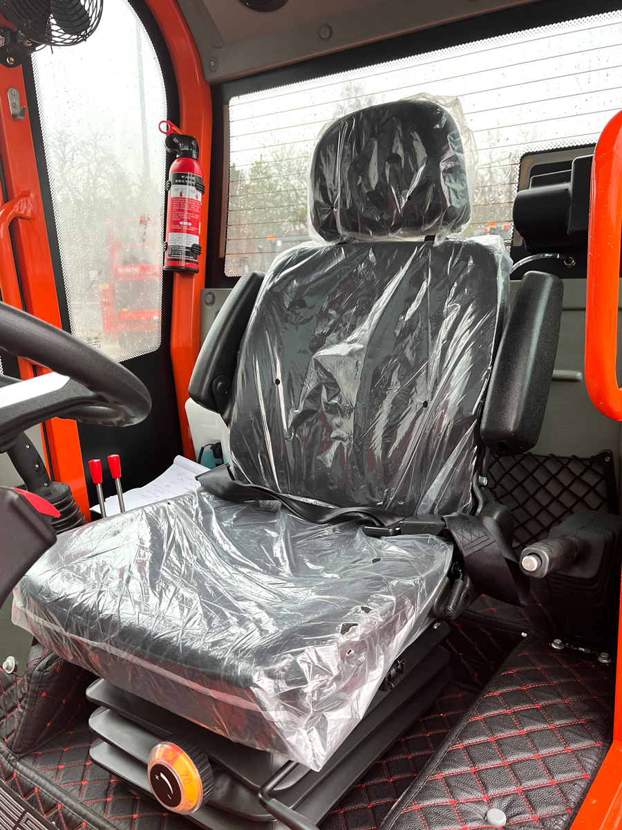 Ładowarka kołowa teleskopowa Günstig 911T