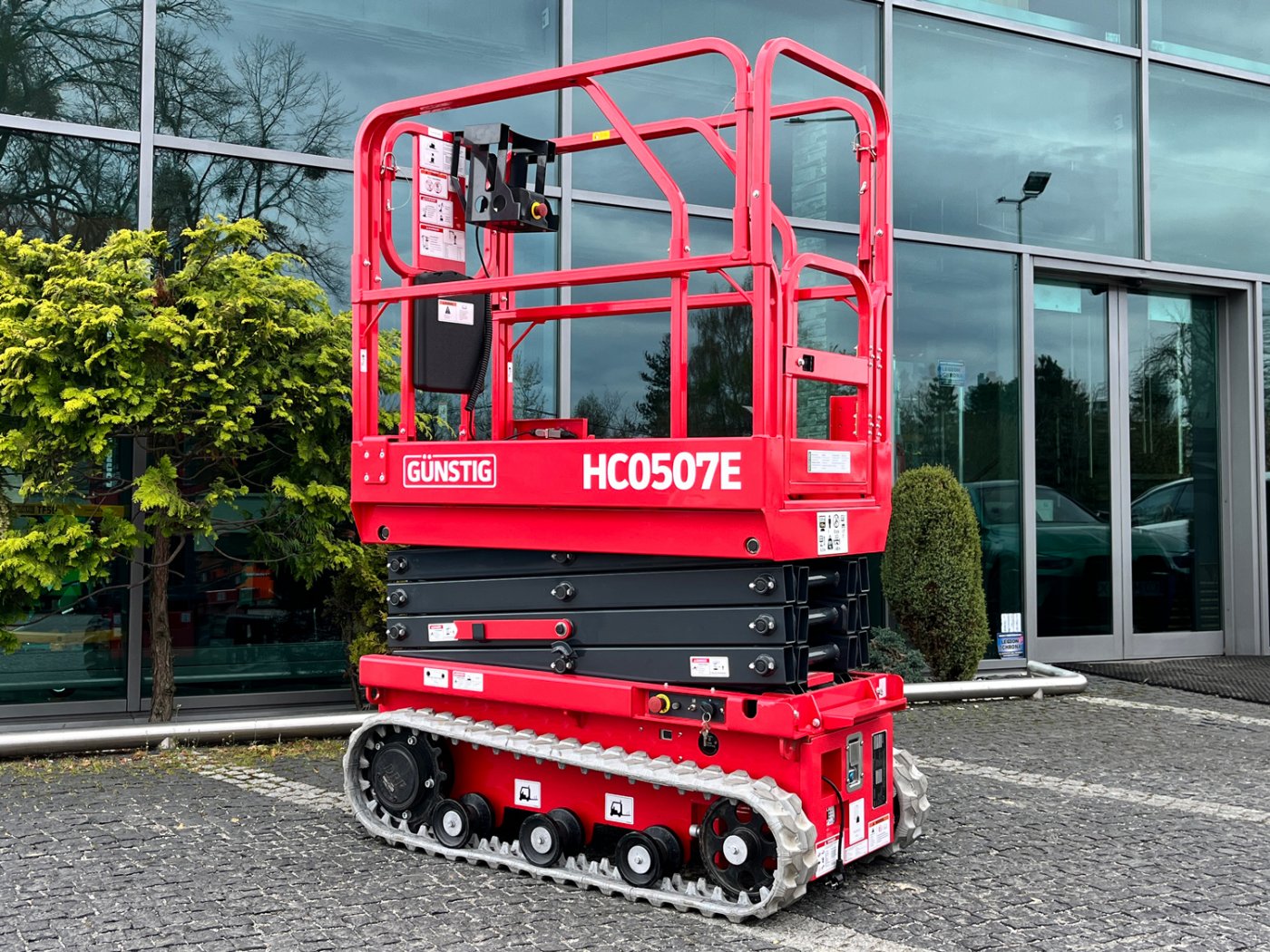 Elektryczny podest nożycowy gąsienicowy Günstig HC0507E | 4.5|6.5 m