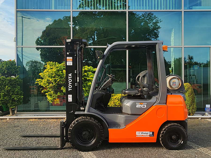 Wózek widłowy Toyota 02-8FGF20