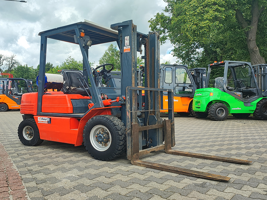 Wózek widłowy Komatsu FG25-11