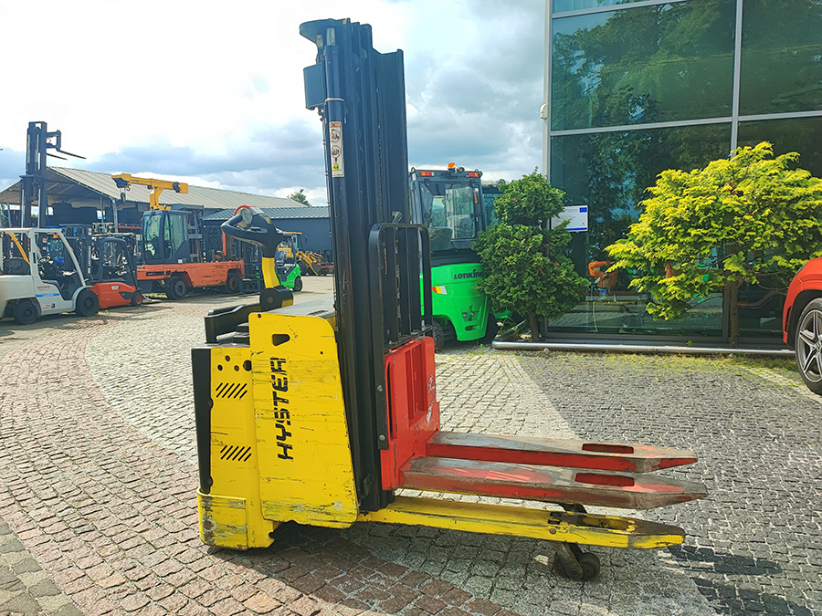 Wózek elektryczny podnośnikowy z podestem Hyster S1.5S IL
