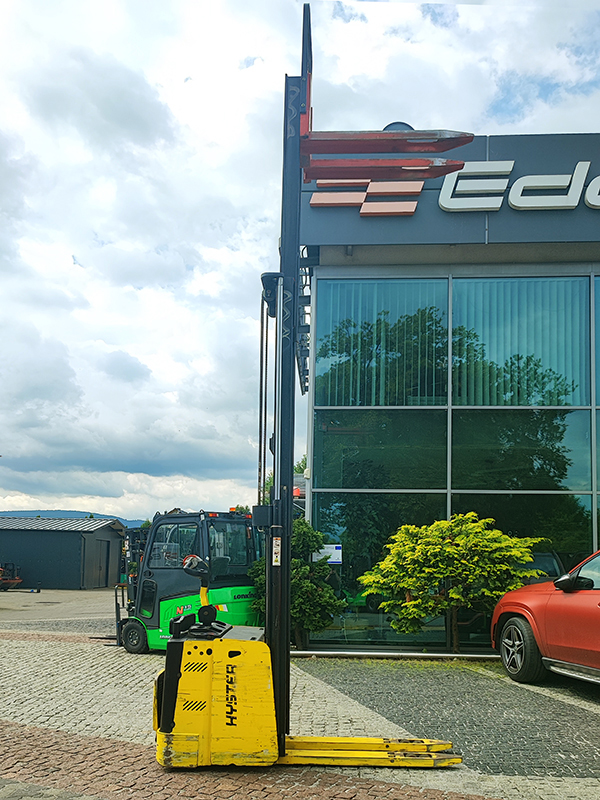 Wózek elektryczny podnośnikowy z podestem Hyster S1.5S IL