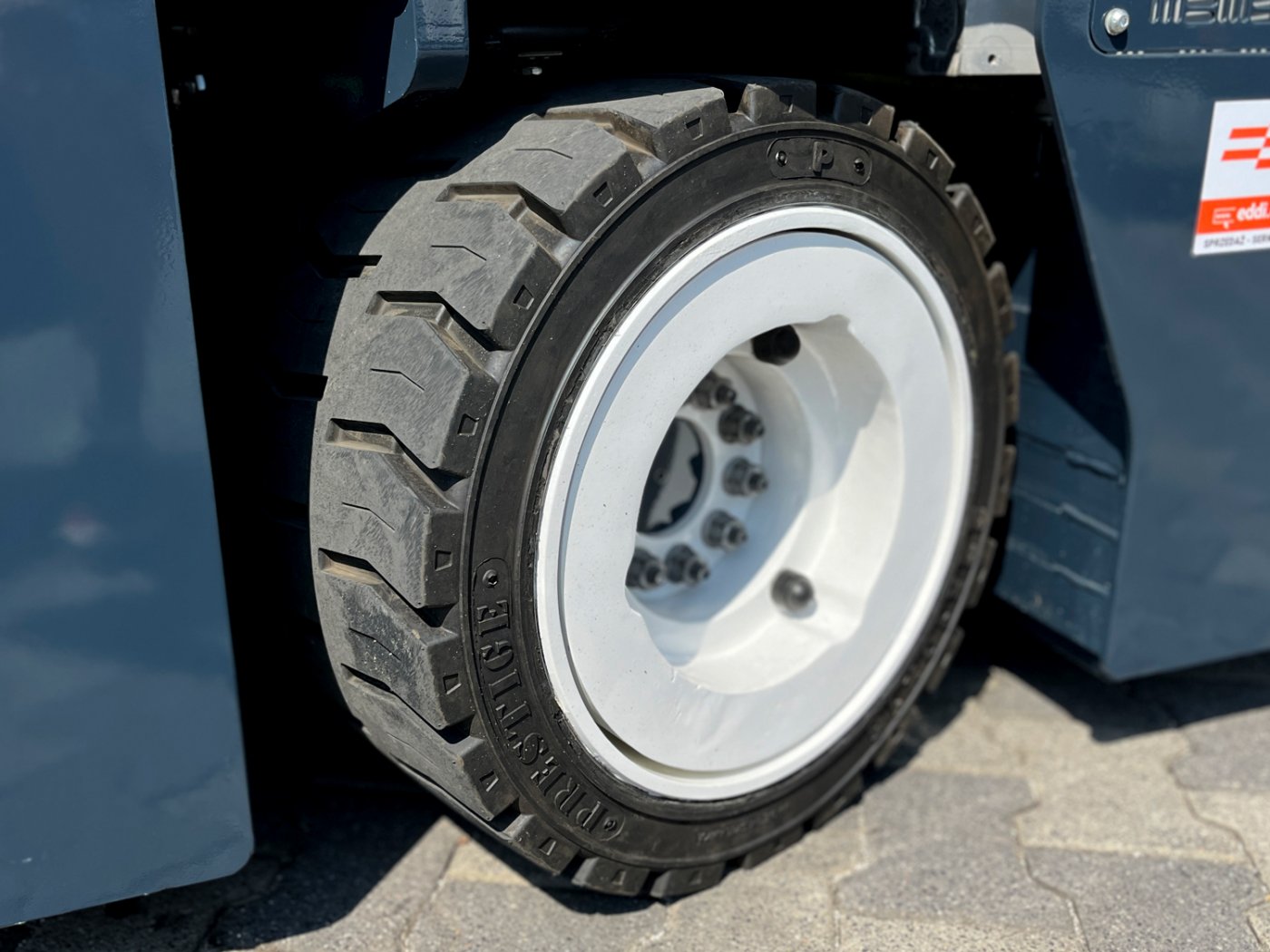 wózek wielokierunkowy Combilift C3000