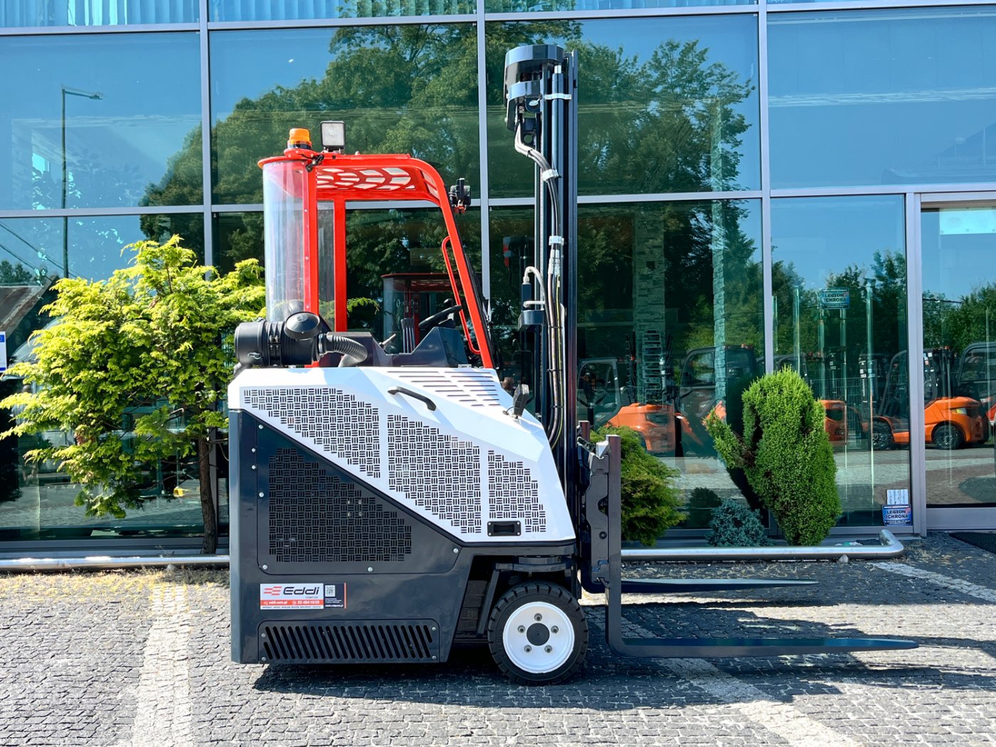 wózek wielokierunkowy Combilift C3000