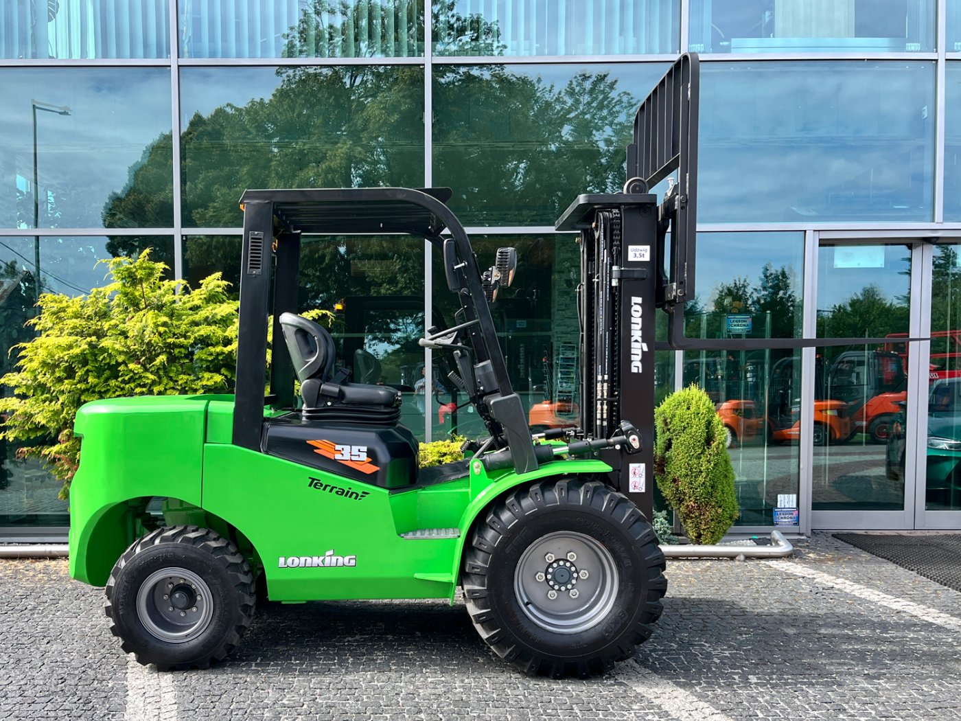 wózek widłowy terenowy DEMO Lonking LG35DT Terrain