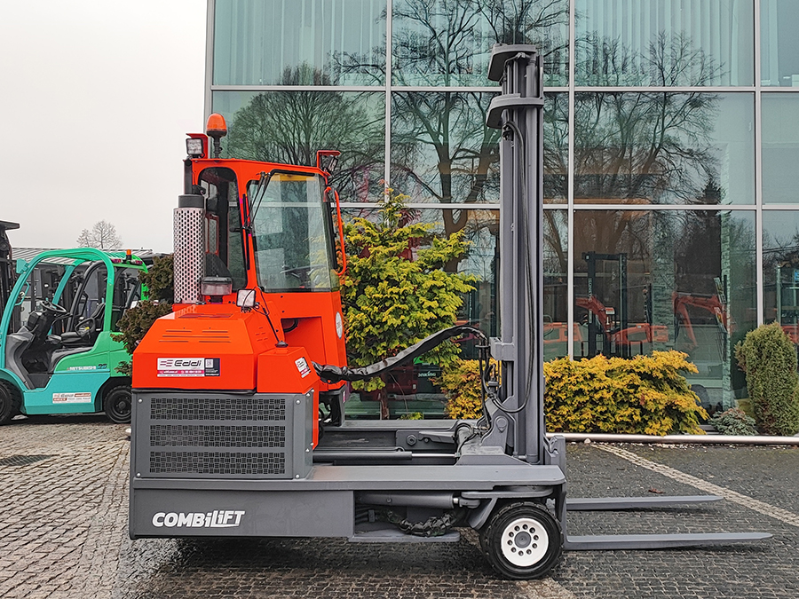 Wózek widłowy wielokierunkowy Combilift C4500