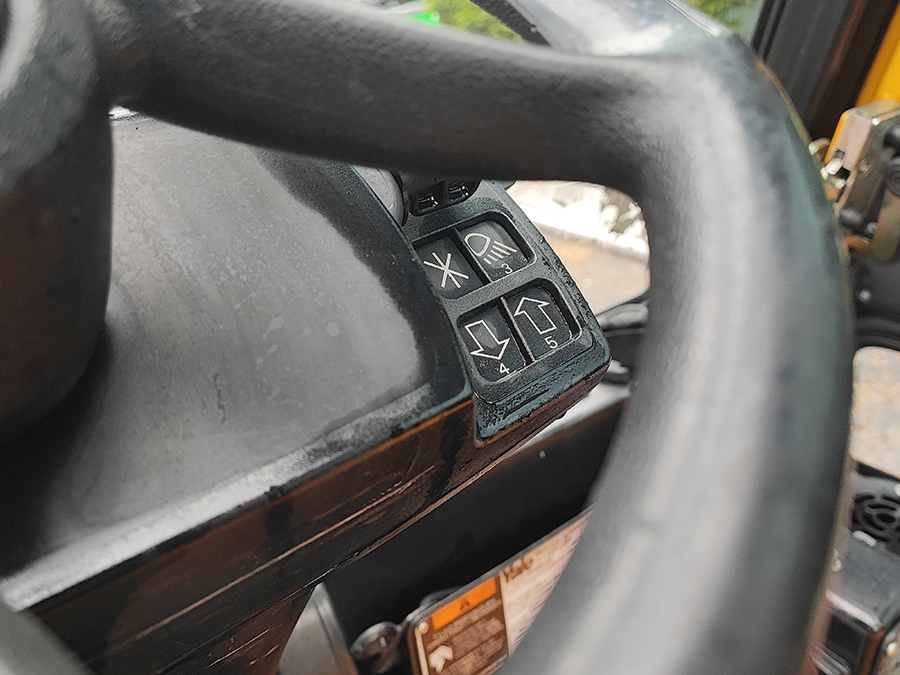 Yale GLP25VX E1970
