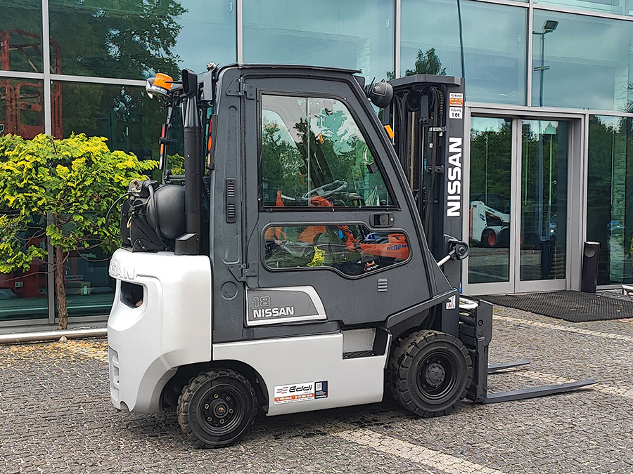 Nissan P1D1A18LQ 1,8 t