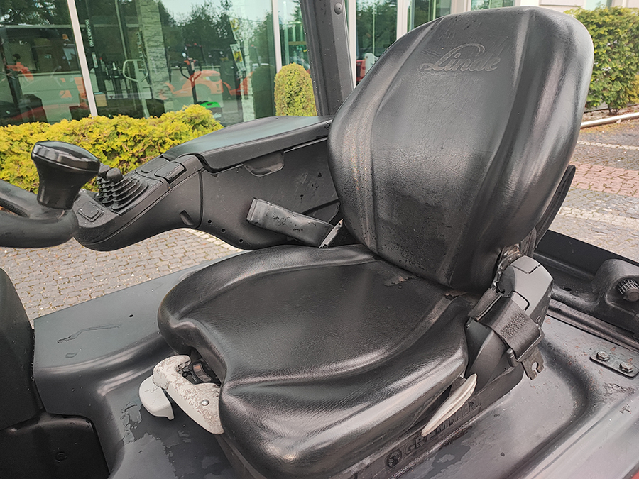 Wózek widłowy elektryczny Linde E14-02