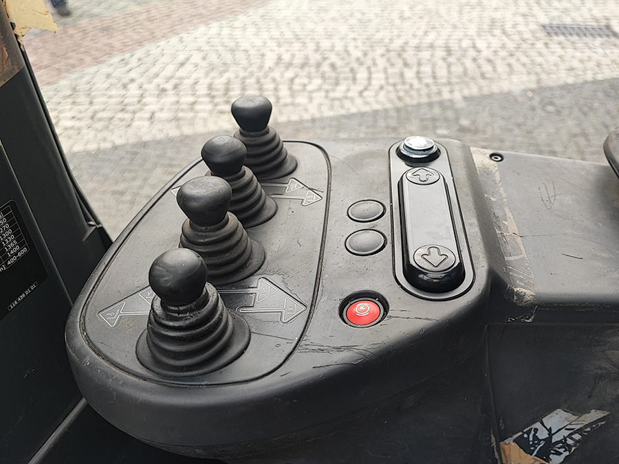 Linde R14X-03