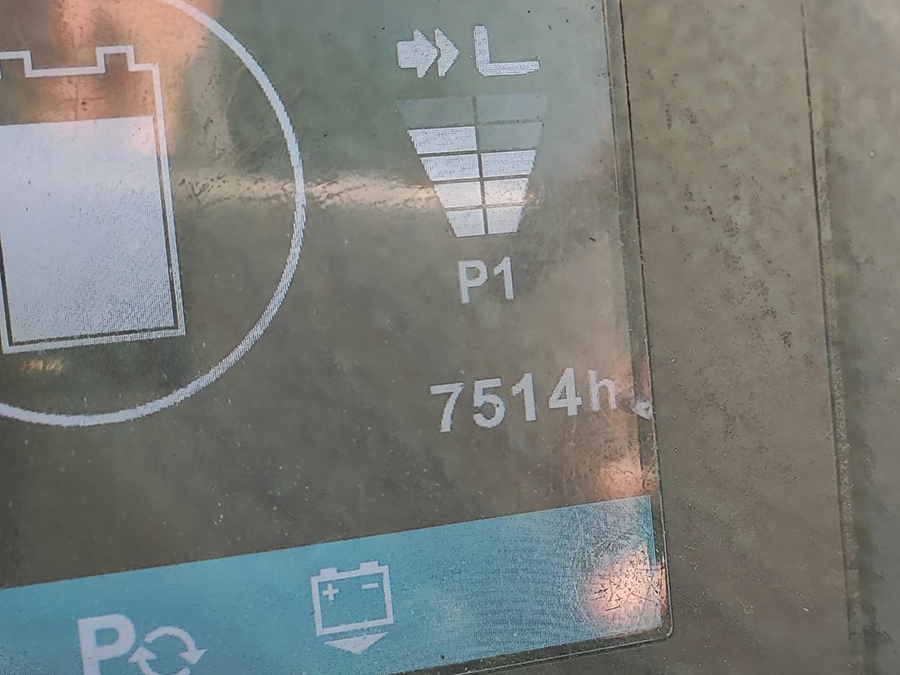Wózek widłowy wysokiego podnoszenia elektryczny reach truck Jungheinrich ETV 214