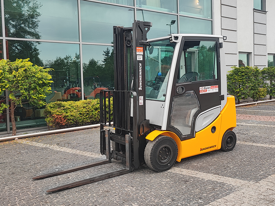 Wózek widłowy Jungheinrich DFG 320s