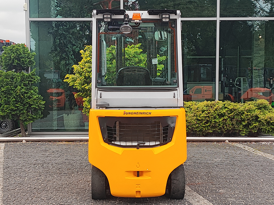 Wózek widłowy Jungheinrich DFG 320s
