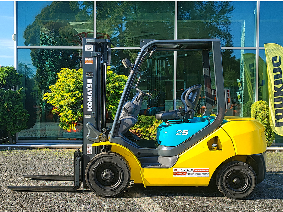Wózek widłowy Komatsu FD25T-16R