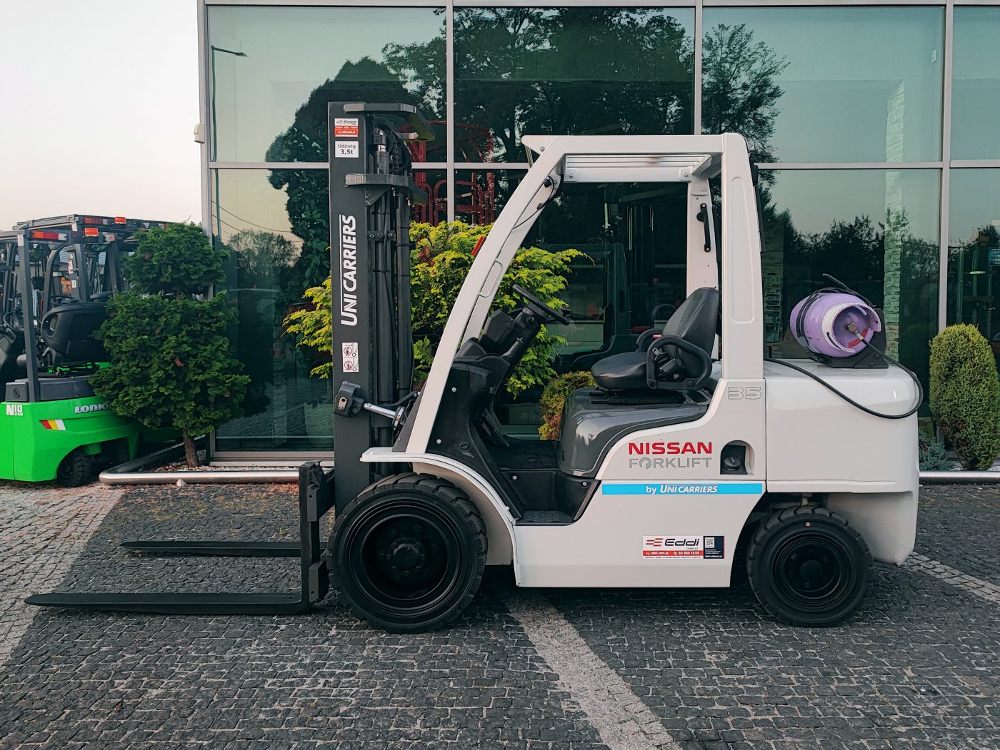 Wózek widłowy Nissan UniCarriers UG1F2A35DU