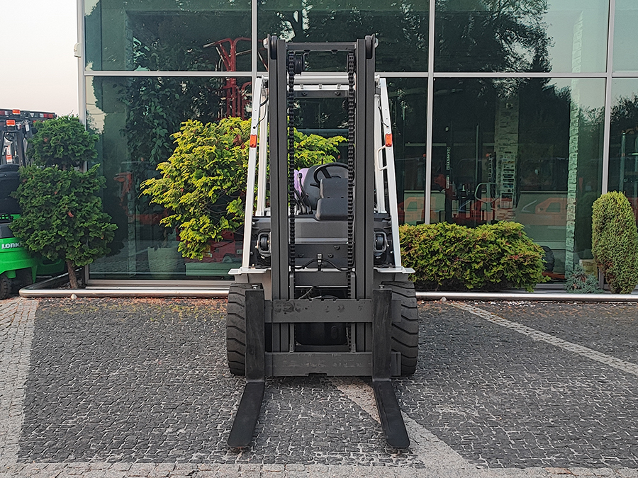 Wózek widłowy Nissan UniCarriers UG1F2A35DU