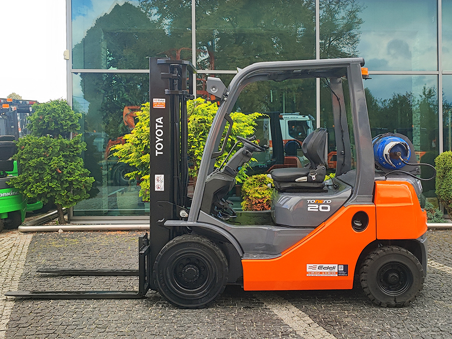 Wózek widłowy Toyota 02-8FGF20