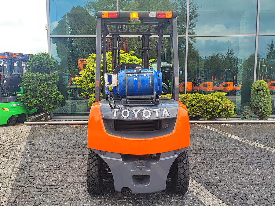 Wózek widłowy Toyota 02-8FGF20