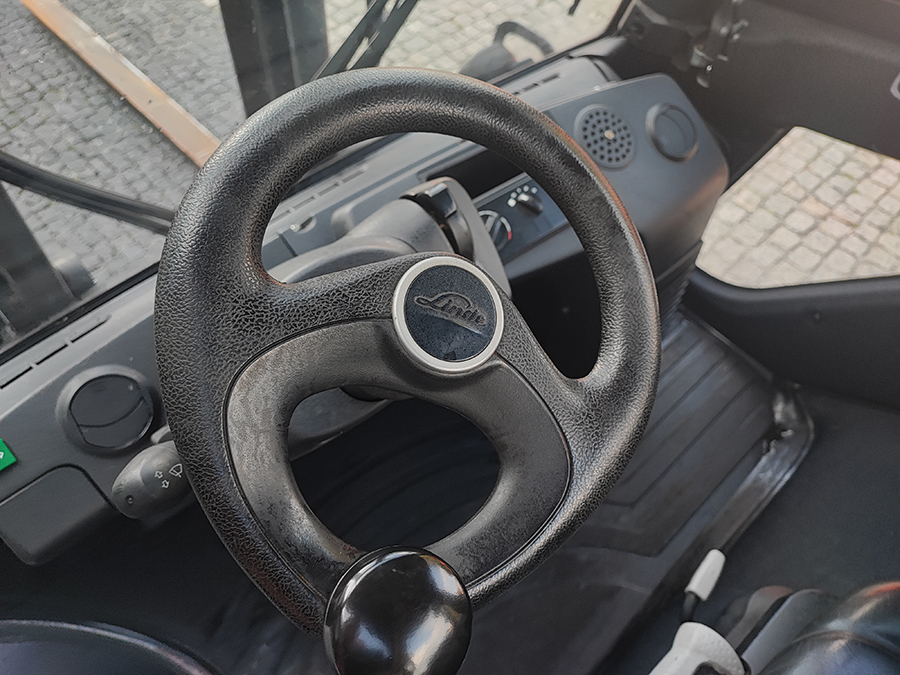 Wózek widłowy Linde H45T-02