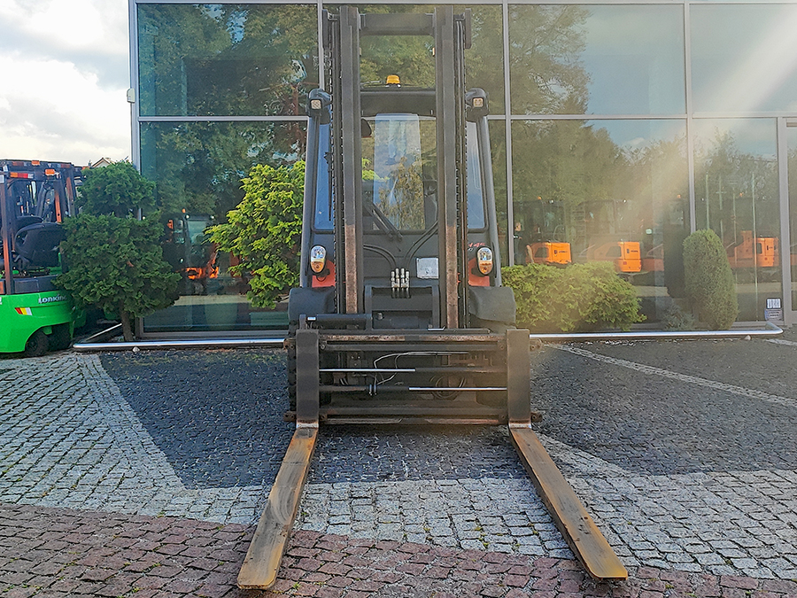 Wózek widłowy Linde H45T-02