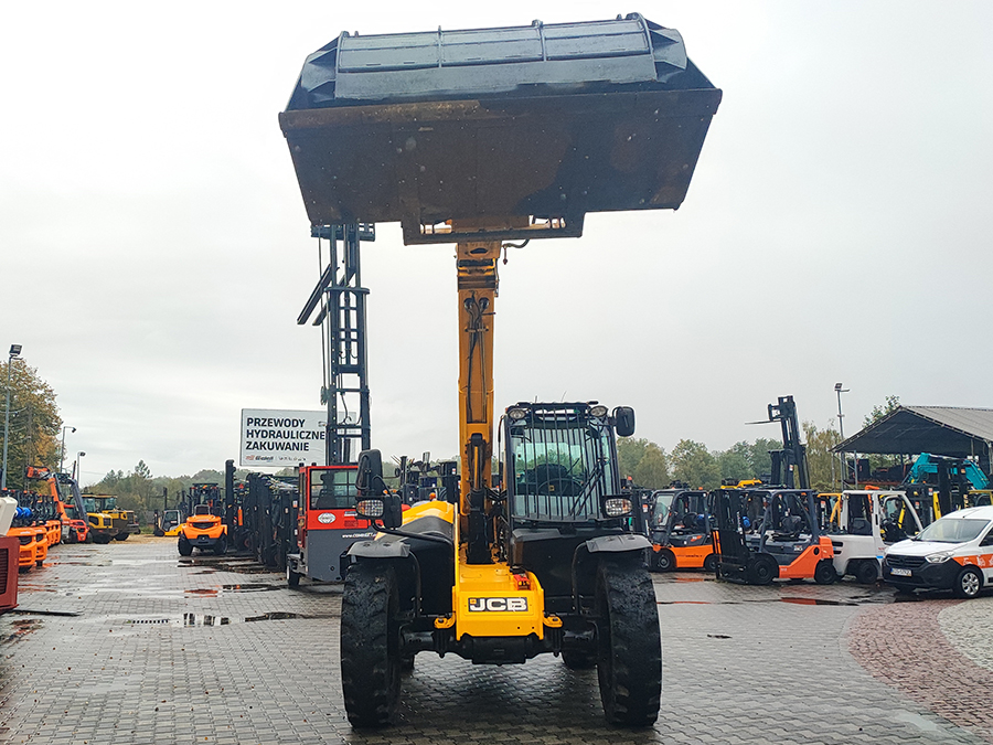 Ładowarka teleskopowa JCB 541-70