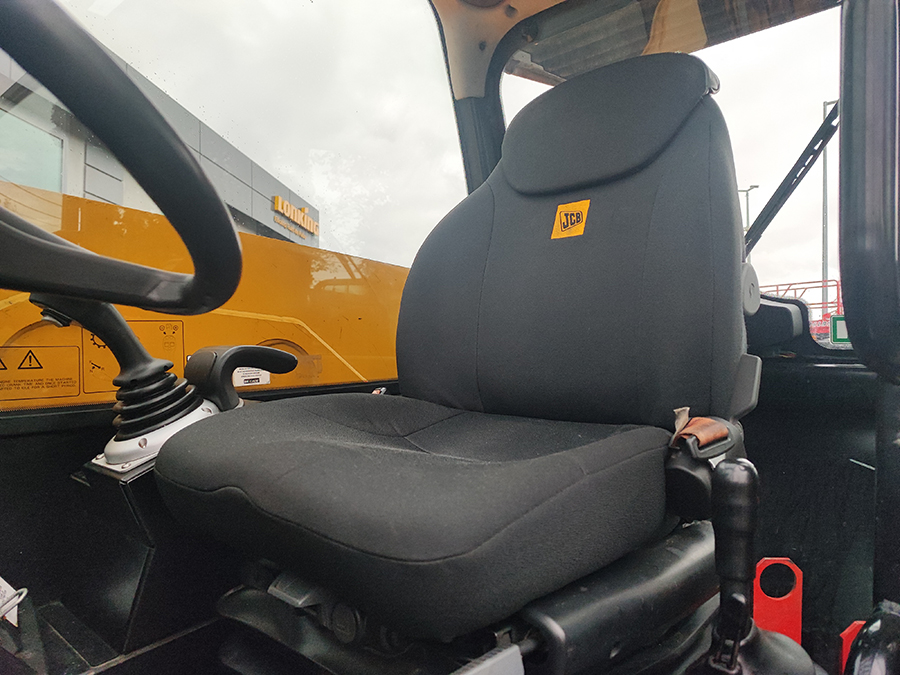 Ładowarka teleskopowa JCB 541-70