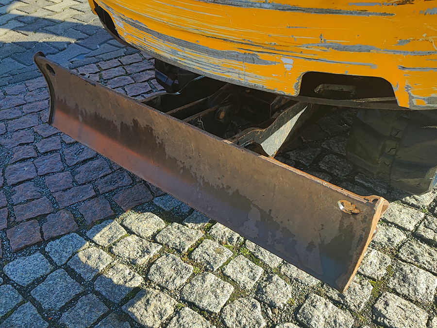 Minikoparka gąsienicowa JCB 15C-1