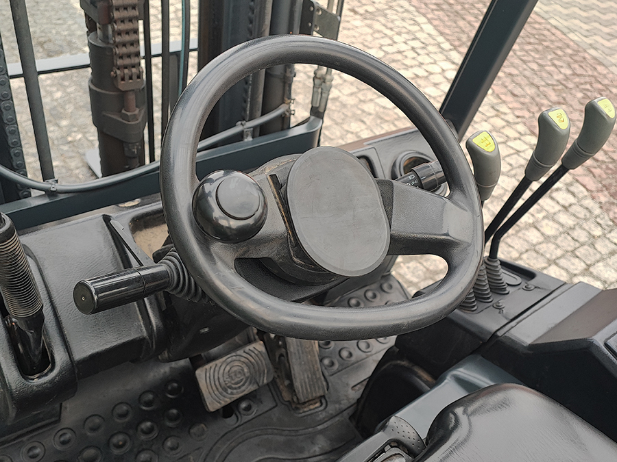 Wózek widłowy elektryczny Nexen FBAT18N