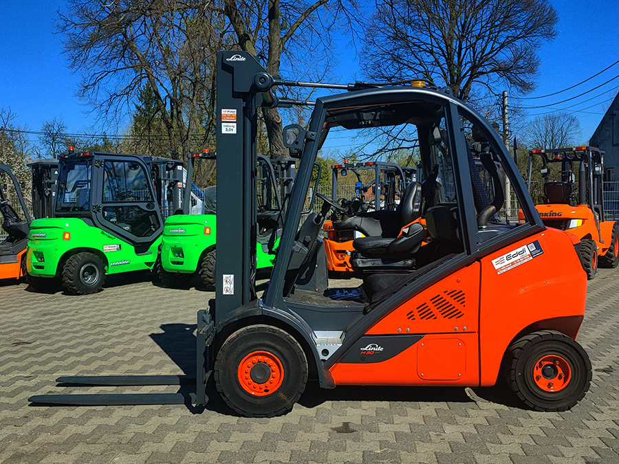 Wózek widłowy Linde H30D-02