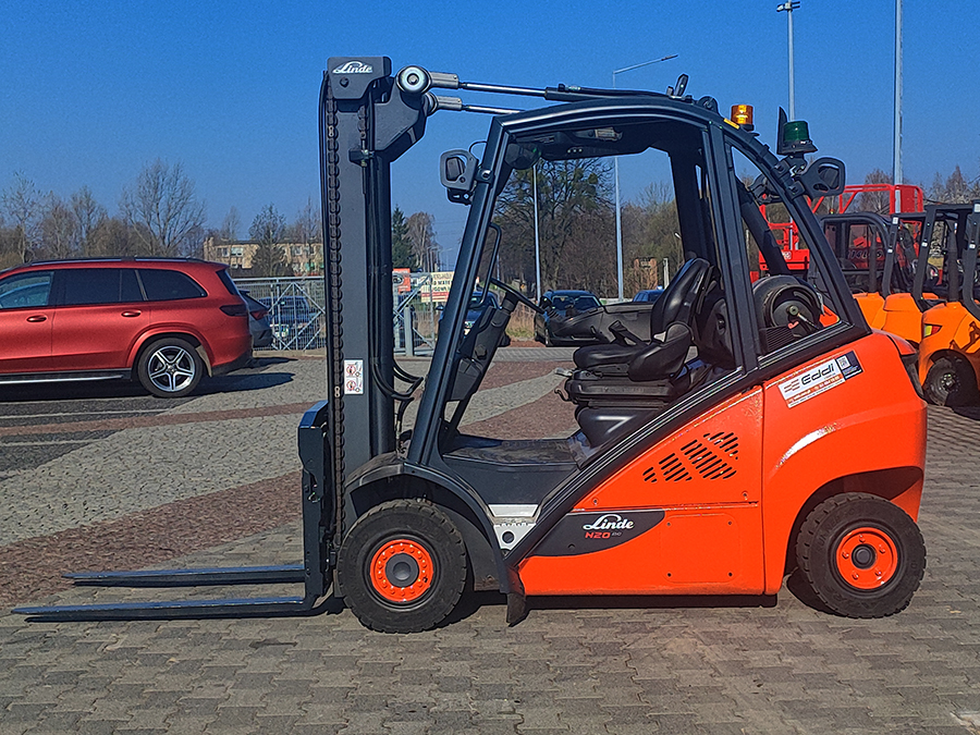 Wózek widłowy Linde H20T-02/600