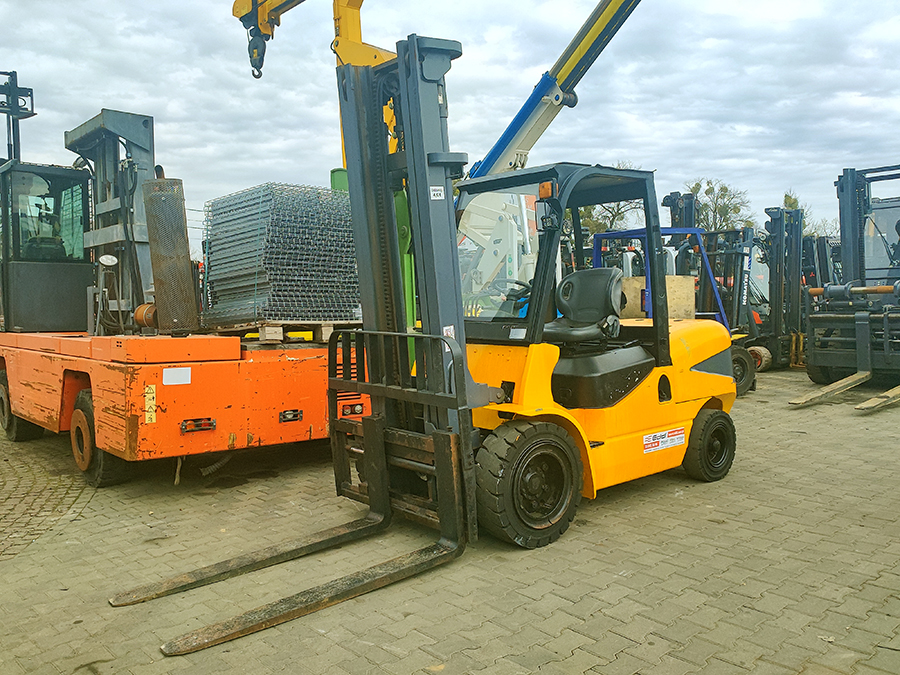 Wózek widłowy Maximal FD40T
