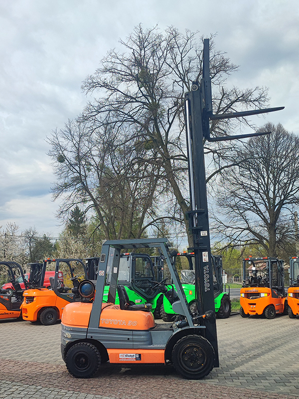 Wózek widłowy Toyota 02-6FGF30