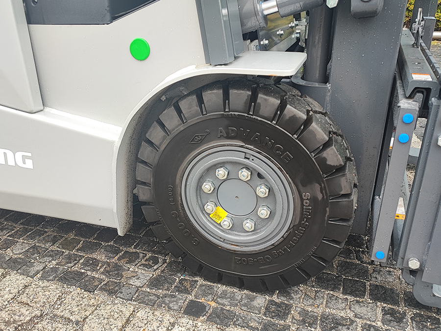 Wózek widłowy elektryczny Lonking LG18B 4 m D