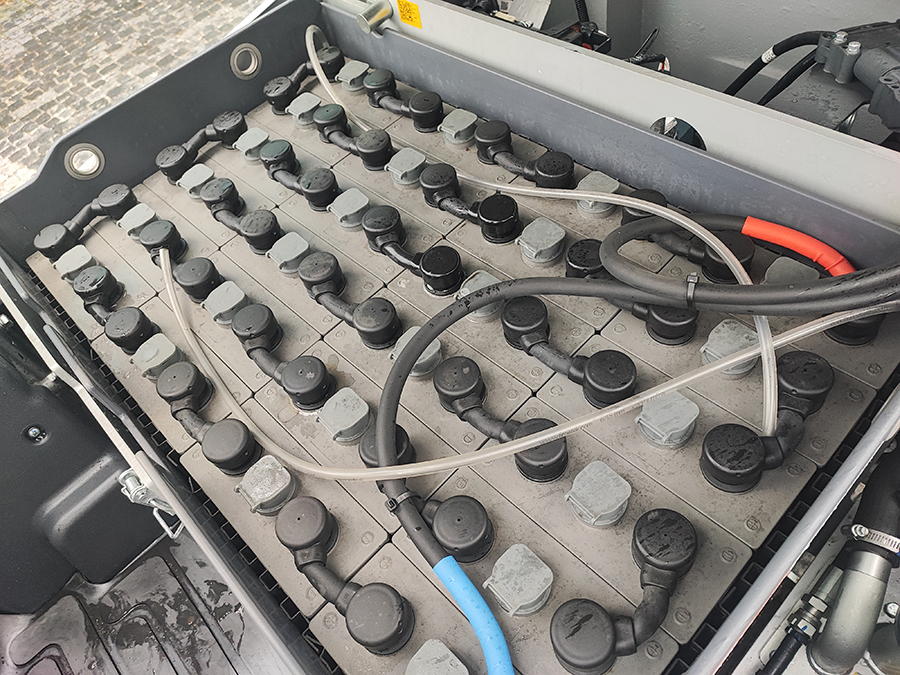 Wózek widłowy elektryczny Lonking LG15B 4,5 m T