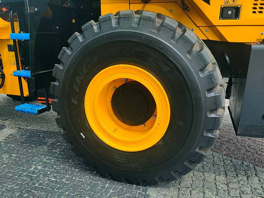 Ładowarka kołowa Lonking CDM856