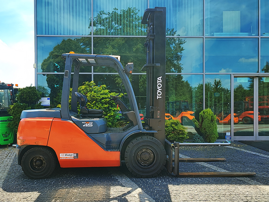 Wózek widłowy Toyota 40-8FD45N