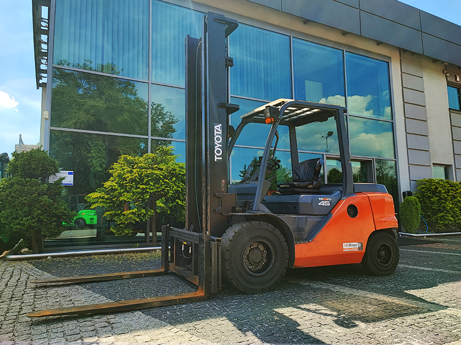 Wózek widłowy Toyota 40-8FD45N