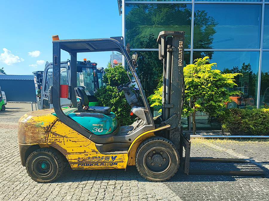 Wózek widłowy Komatsu FD30T-16R