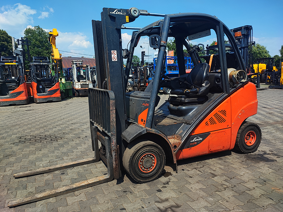 Wózek widłowy Linde H25T-02