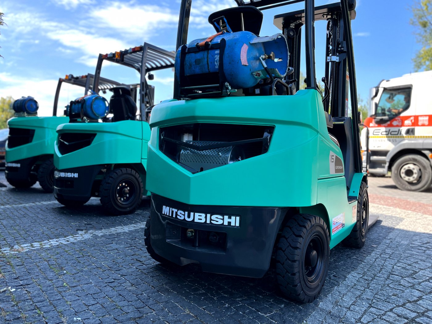 Wózek widłowy Mitsubishi FG15N 1500kg 4,7m Triplex