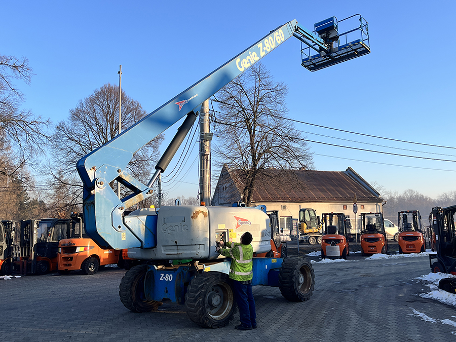 Podnośnik koszowy przegubowy terenowy Genie Z80/60