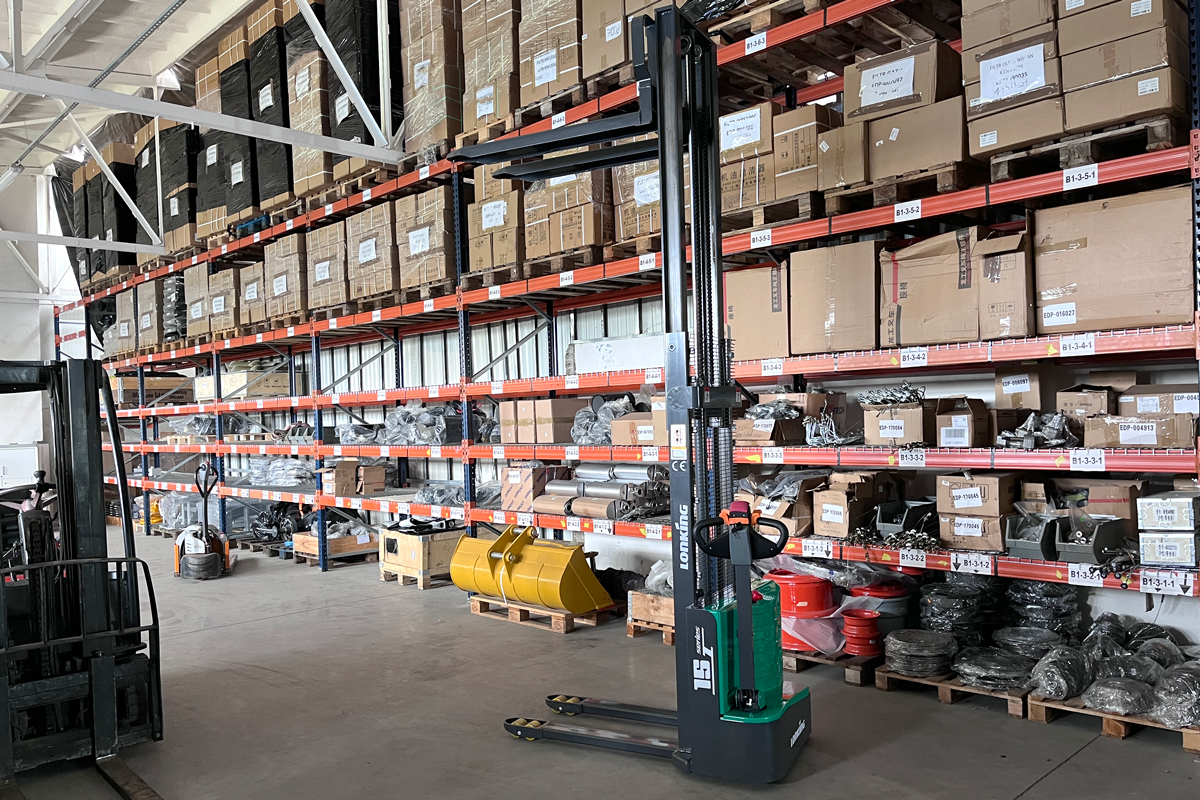 Wózek paletowy magazynowy Lonking CL1535JB (LG15ED)