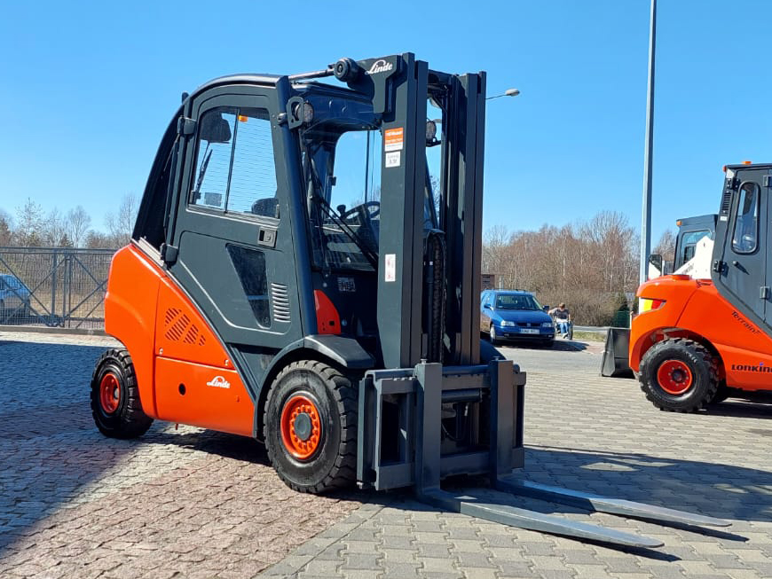 Wózek widłowy Linde H35T-01