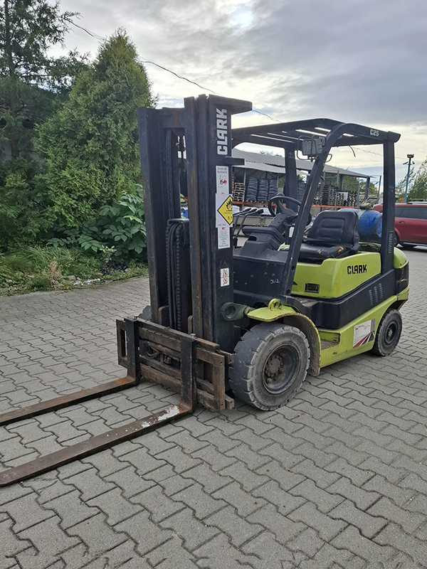 Clark C25L