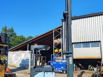 wózek widłowy magazynowy wysokiego podnoszenia reach truck Linde R14