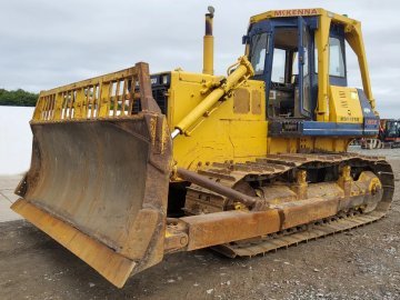 Buldożer spycharka gąsienicowa Komatsu D85E